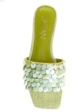 New Deltan Green summer shell flat sandal slide in size 7.5